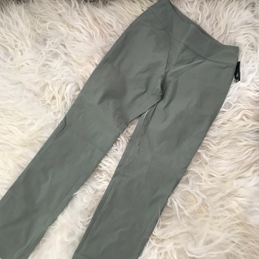 NIC + ZOE Wonderstretch High Rise Straight Pants - Picture 2 of 6